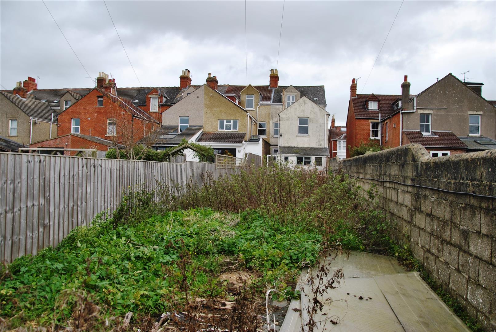 Goddard Avenue, Swindon, SN1 , 5 bed, Type unknown, SN1 4HX, £350,000